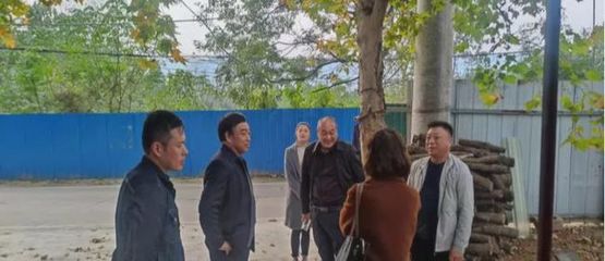 浉河區扎實推進土壤污染防治 筑牢耕地安全屏障——市環境攻堅辦調研組開展專項調研指導